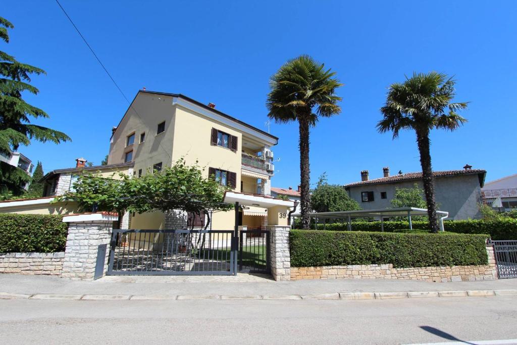 روفينج Apartments Villa Mattossi المظهر الخارجي الصورة